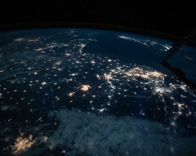 The cities of southeast China glitter brightly by NASA Johnson on Flickr.